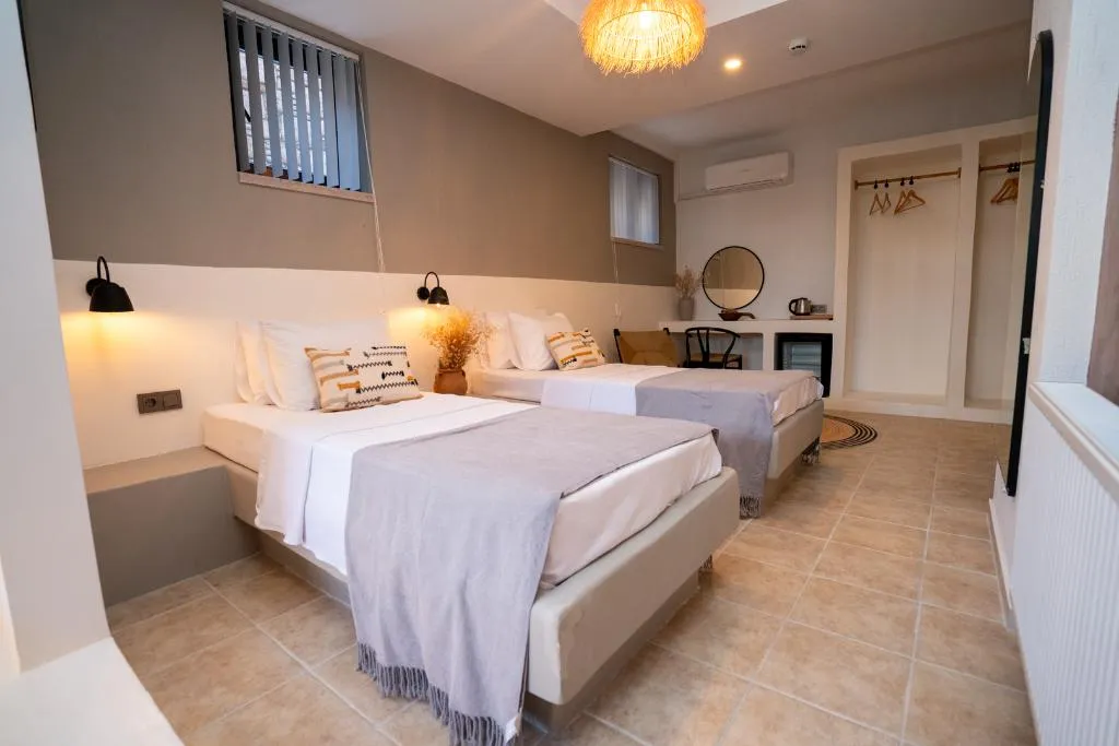 FAMILY ROOM STANDARD Room, Ajlan oia, Izmir