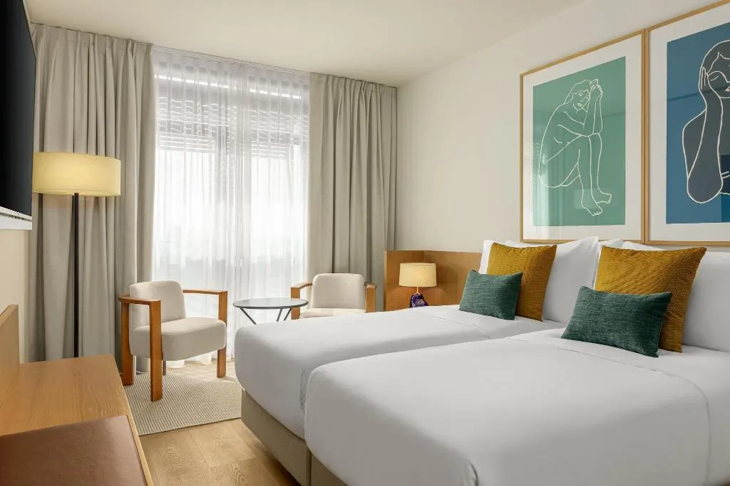 DOUBLE GARDEN VIEW KING BED Room, AC Gava Mar, Barcelona