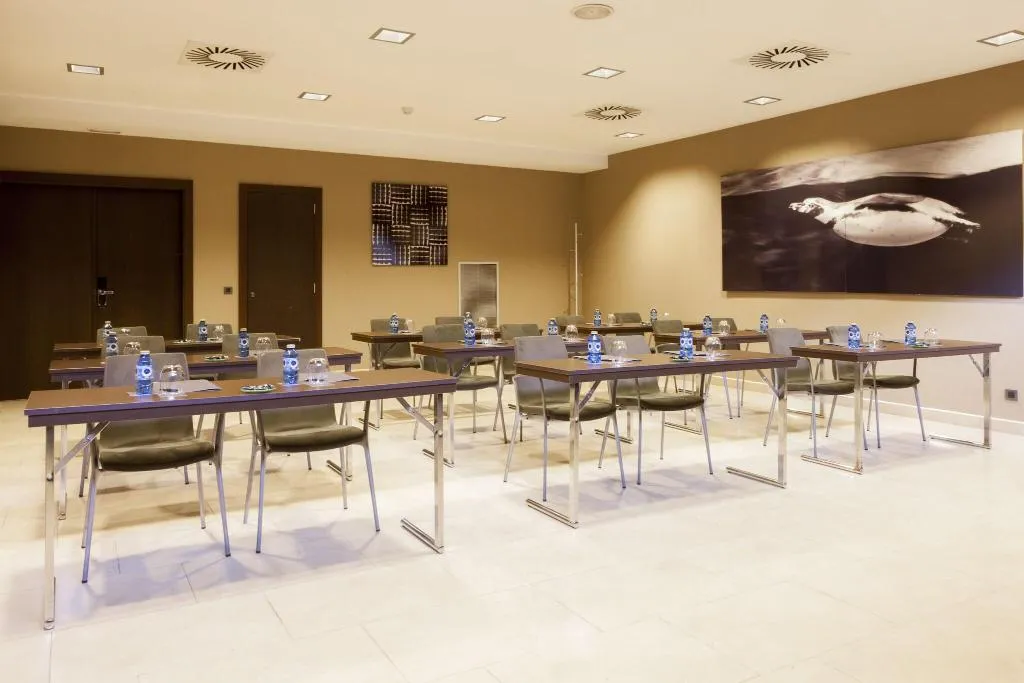 Conferences, AC Gava Mar, Barcelona