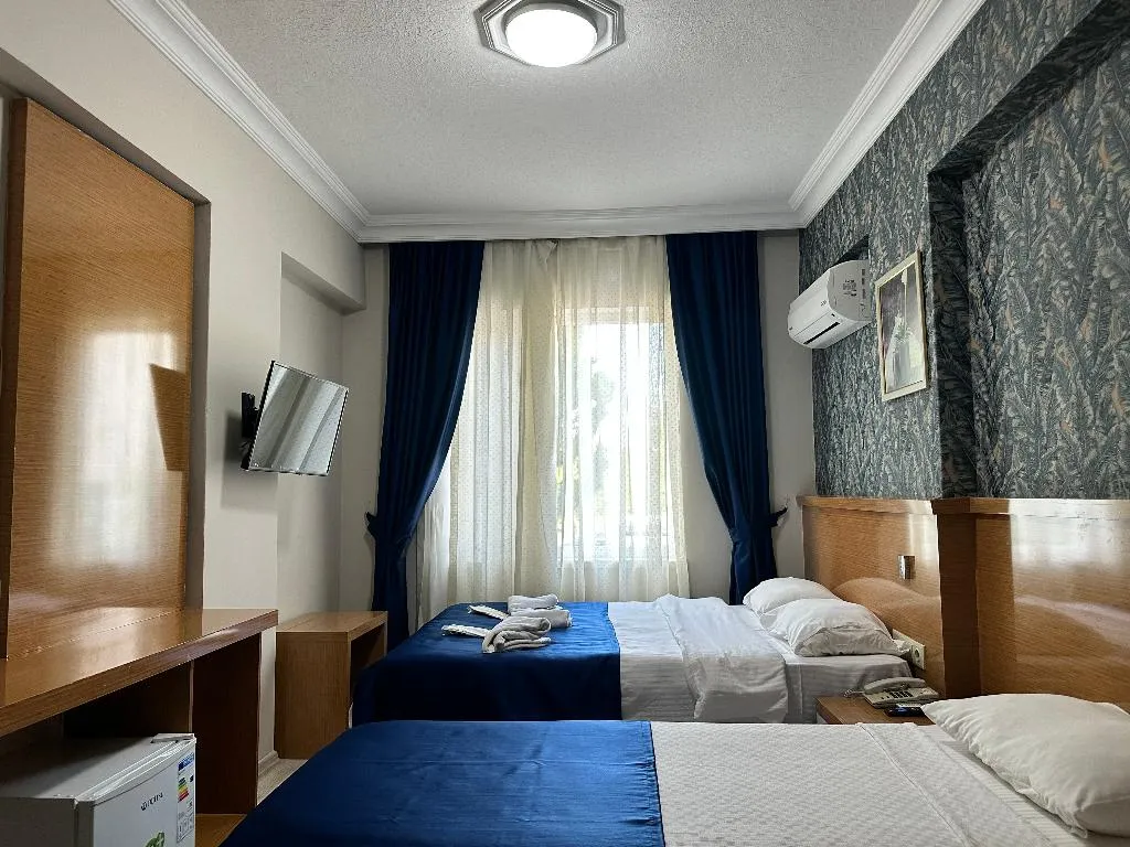 QUADRUPLE COMFORT Room, Sereni̇ty Sui̇t Otel, Antalya