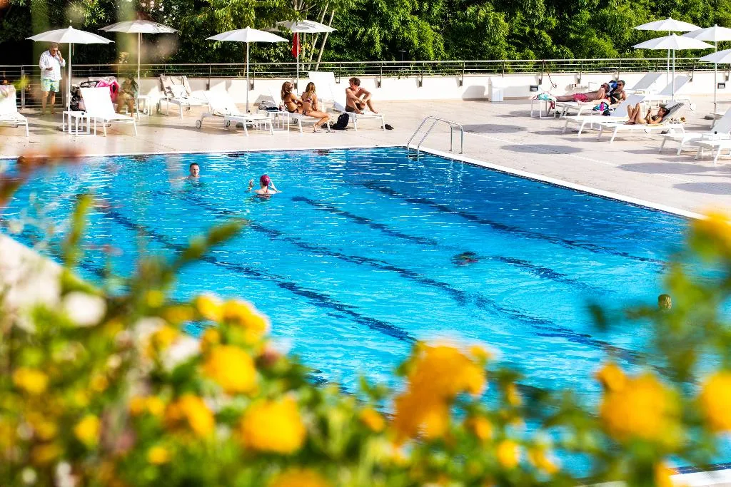 Pool, Villa Pamphili, Rome