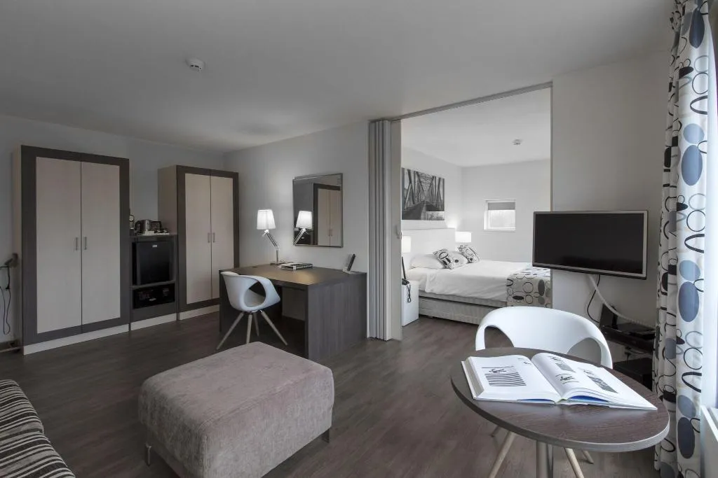 Room, Hotel Mitland, Amsterdam