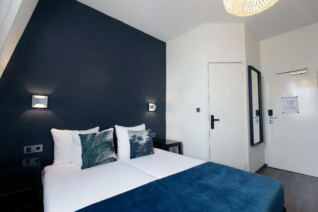TWIN CANAL VIEW Room, Quentin Amsterdam Hotel, Amsterdam
