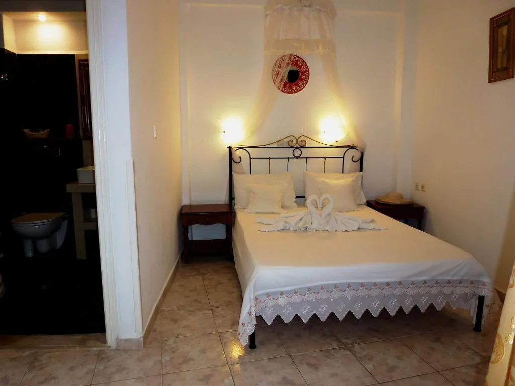 Room, Atalos Suites, Santorini