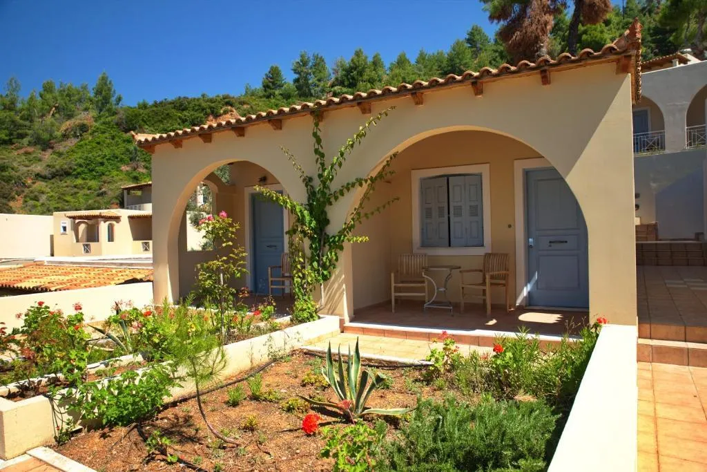 BUNGALOW CLASSIC Room, Alonissos Beach Bungalows & Suites Hotel, Skiathos