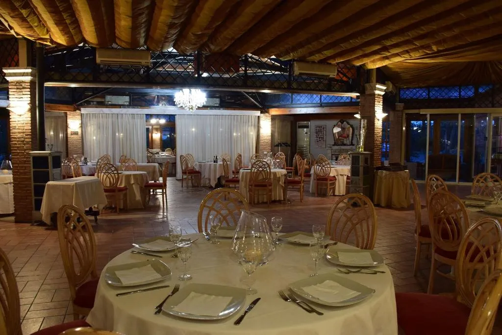 Restaurant, Mancini Park, Rome