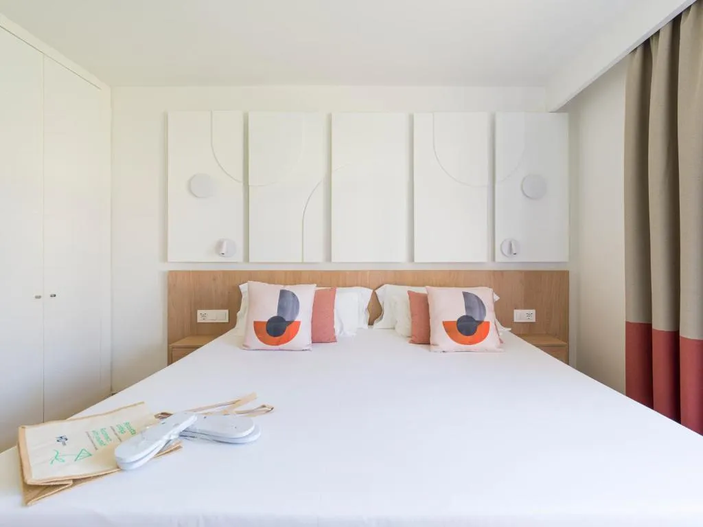FAMILY ROOM TWO BEDROOMS Room, HD Parque Cristobal Gran Canaria, Gran Canaria