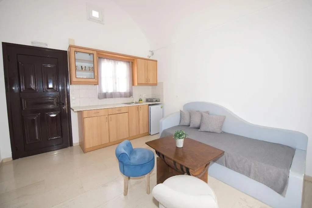 Room, Ira Apartments, Santorini