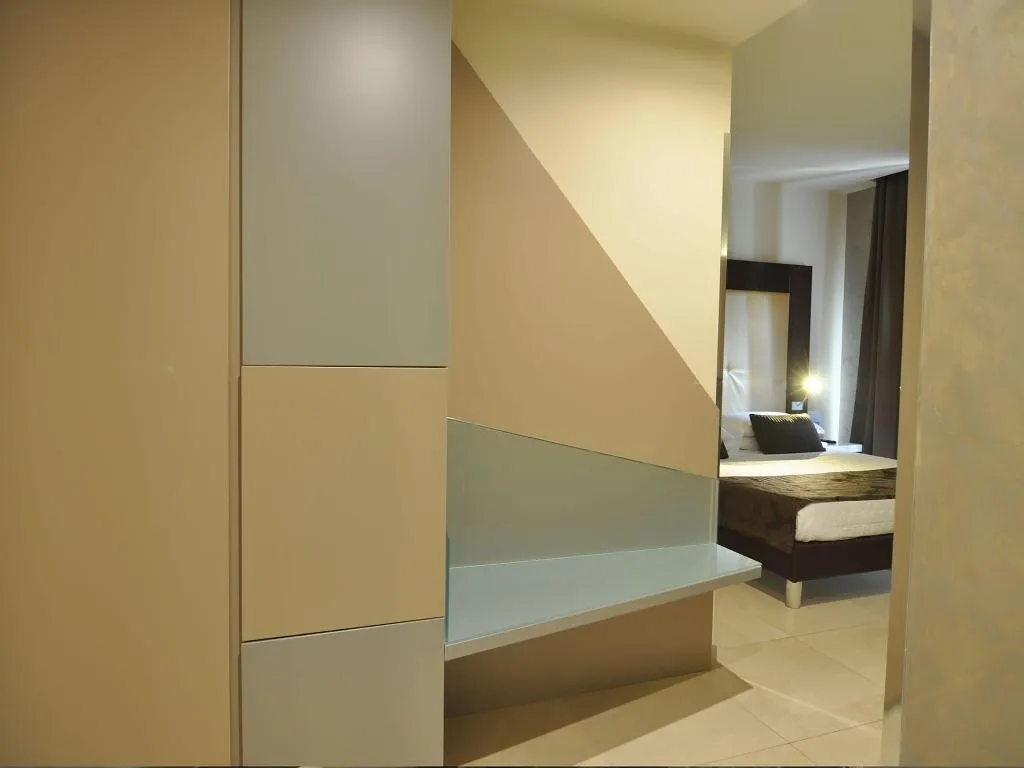 Room, La Bussola, Catania