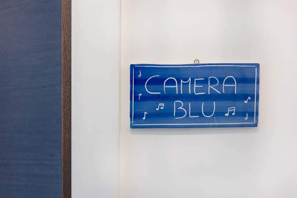 DOUBLE STANDARD Room, B&B Colori e Note, Naples