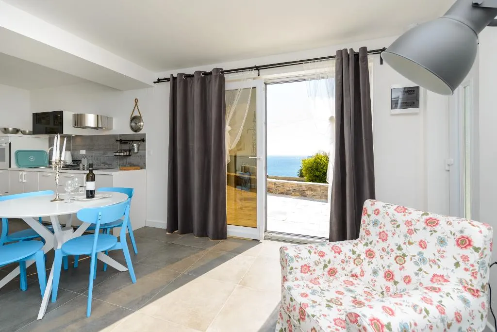 APARTMENT SEA VIEW WITH TERRACE Room, Apartments Villa Capitano, Dubrovnik