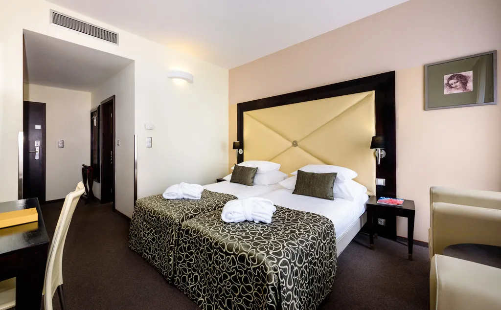 Double or Twin STANDARD Room, Grandior Hotel Prague, Prague