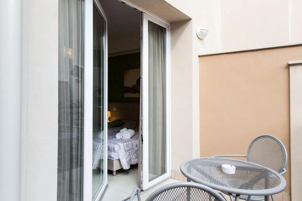 Room, Centrale B B, Florence
