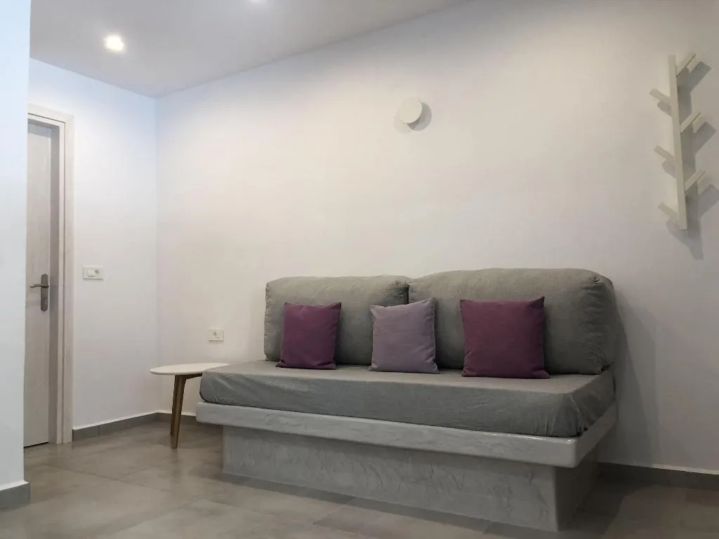 Room, Dragonfly Villas, Santorini