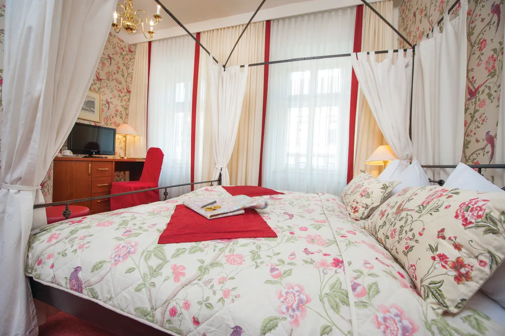 DOUBLE SUPERIOR Room, Hotel Kugel, Vienna