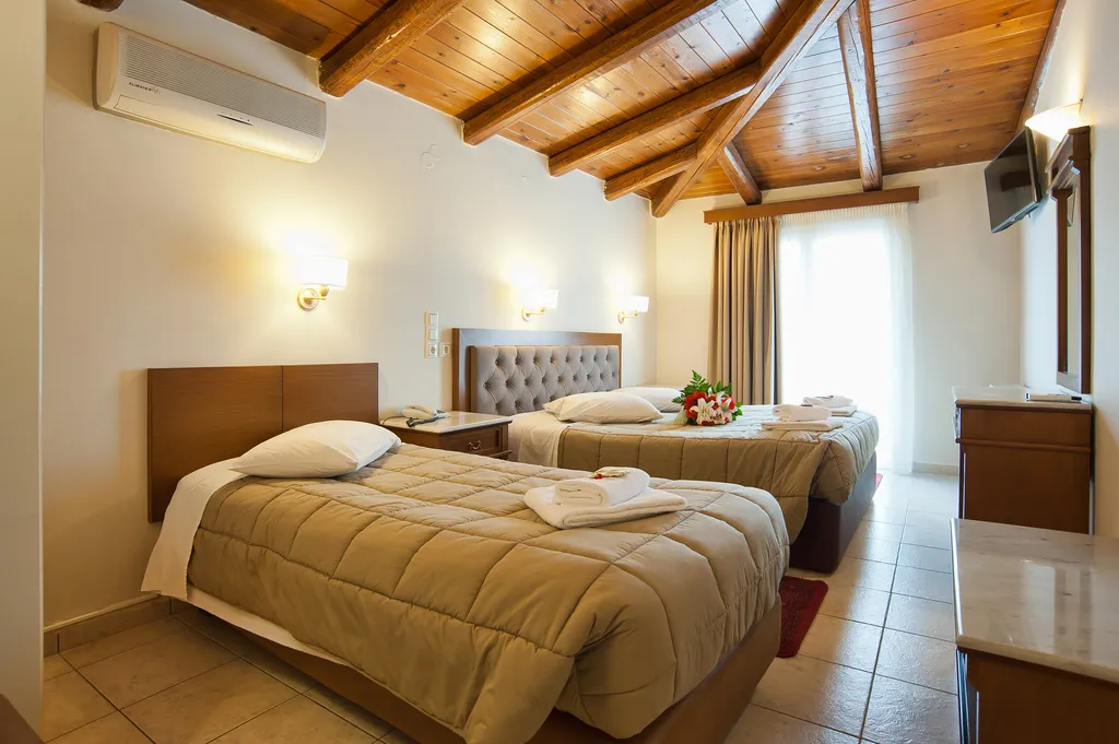 TRIPLE STANDARD Room, Parnassos Delphi, Athens