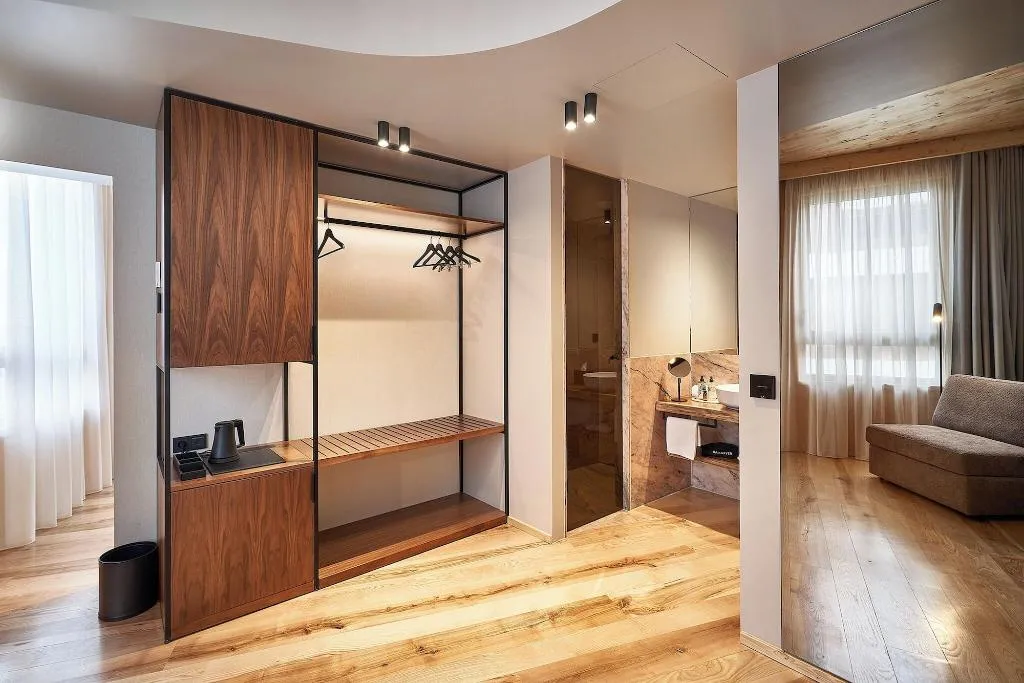 Room, The Log Porto Hotel, Porto