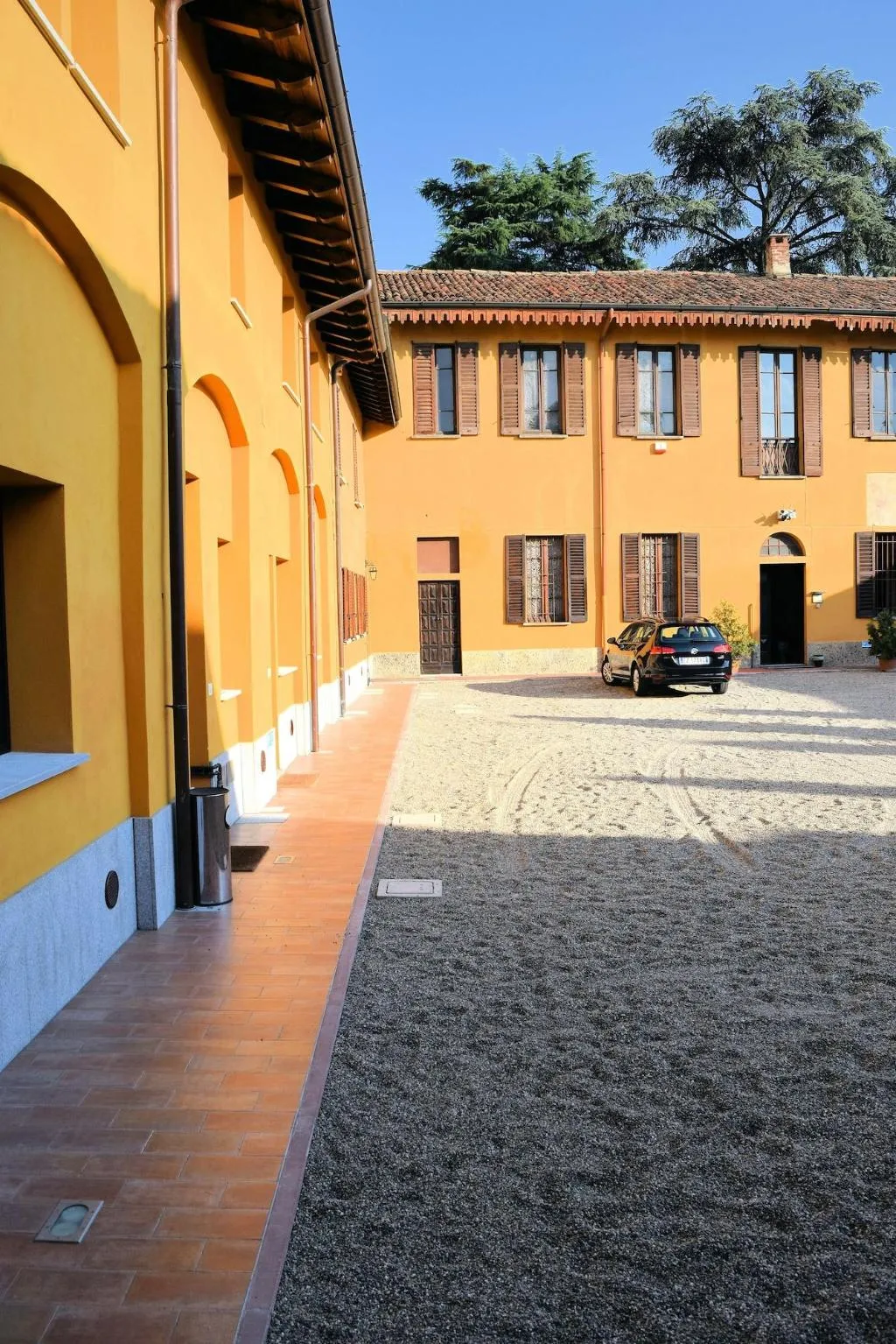 Lobby, Corte Certosina, Milan