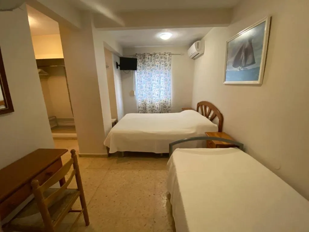 Room, Pensión El Parque, Costa Blanca