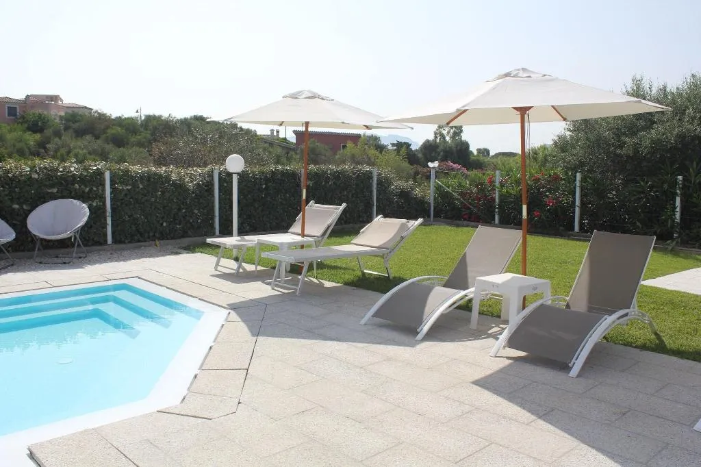Sports and Entertainment, Al Mare Da Francesca, Olbia