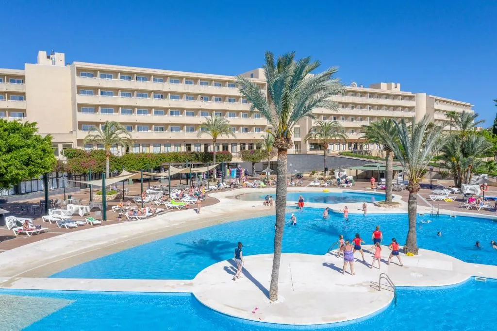 Pool, Club Cala Romani, Majorca