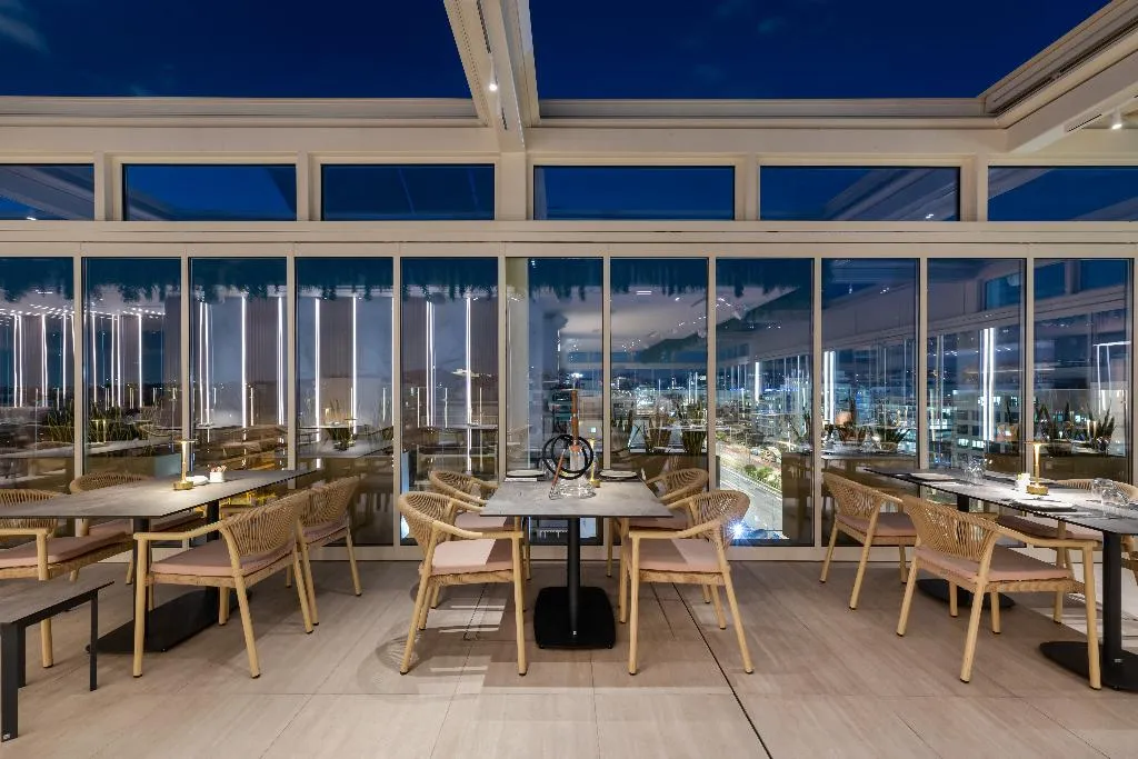 Restaurant, Hilton Garden Inn Athens Syggrou Avenue, Athens