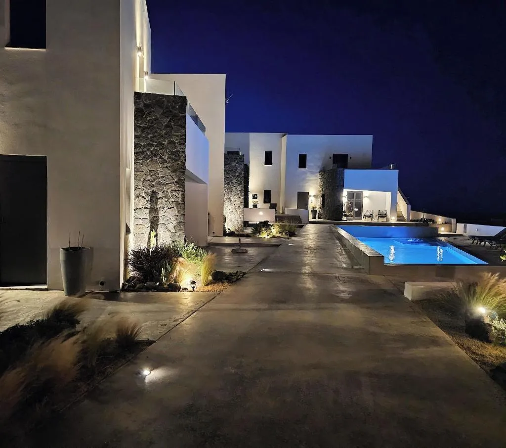 General view, MyLithos Suites, Santorini