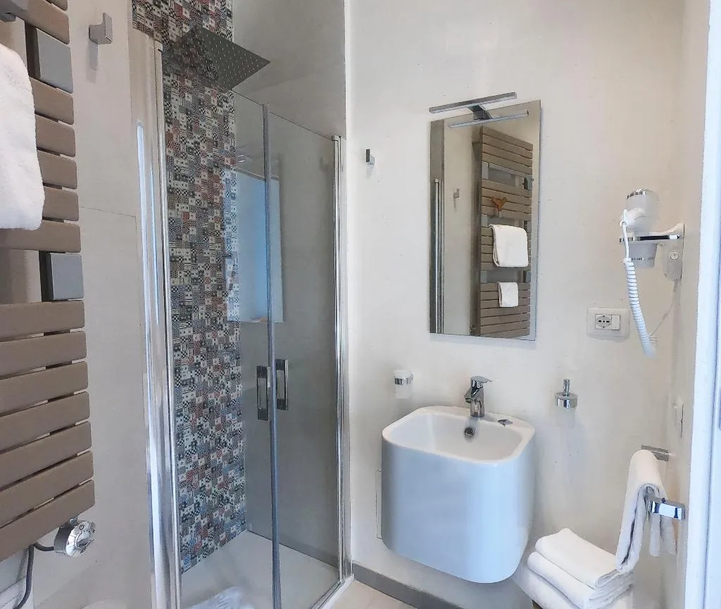 DOUBLE STANDARD Room, Relais Villa Montedonzelli, Naples