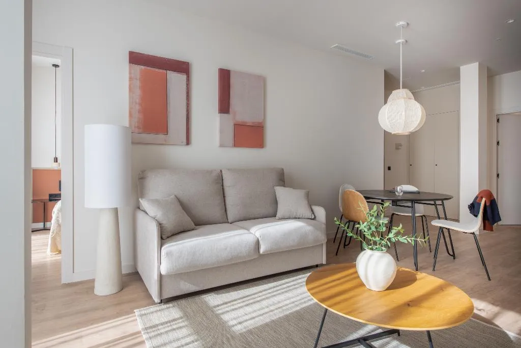 APARTMENT ONE BEDROOM Room, Libere Seville Plaza Nueva, Seville