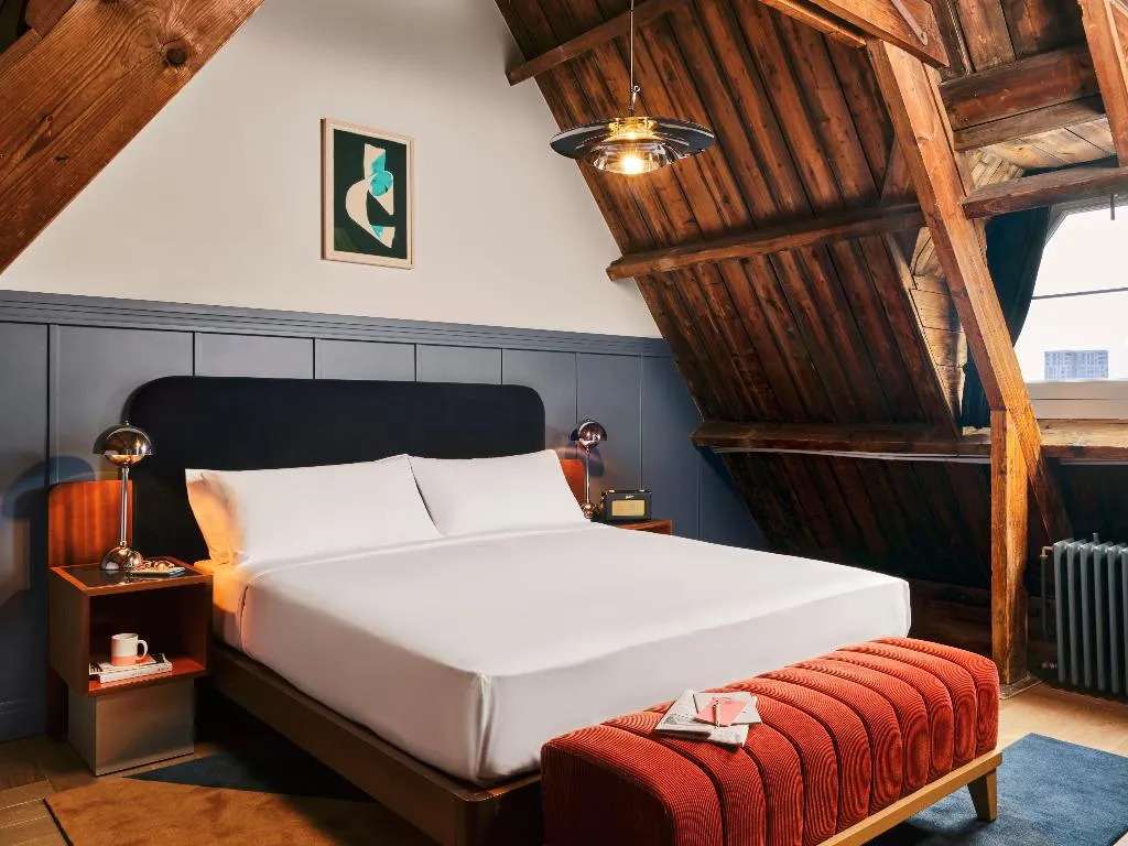 Room, The Hoxton Lloyd Amsterdam, Amsterdam