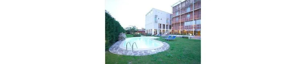 Terrace, West Florence, Florence