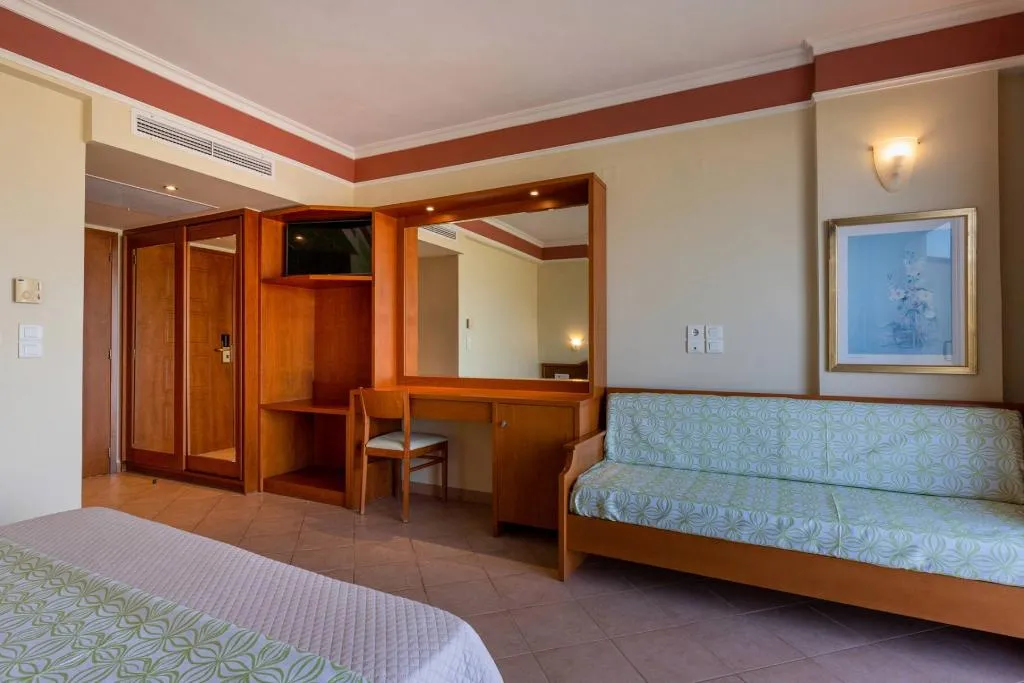 Double or Twin SIDE SEA VIEW Room, Hydramis Palace Beach Resort, Crete