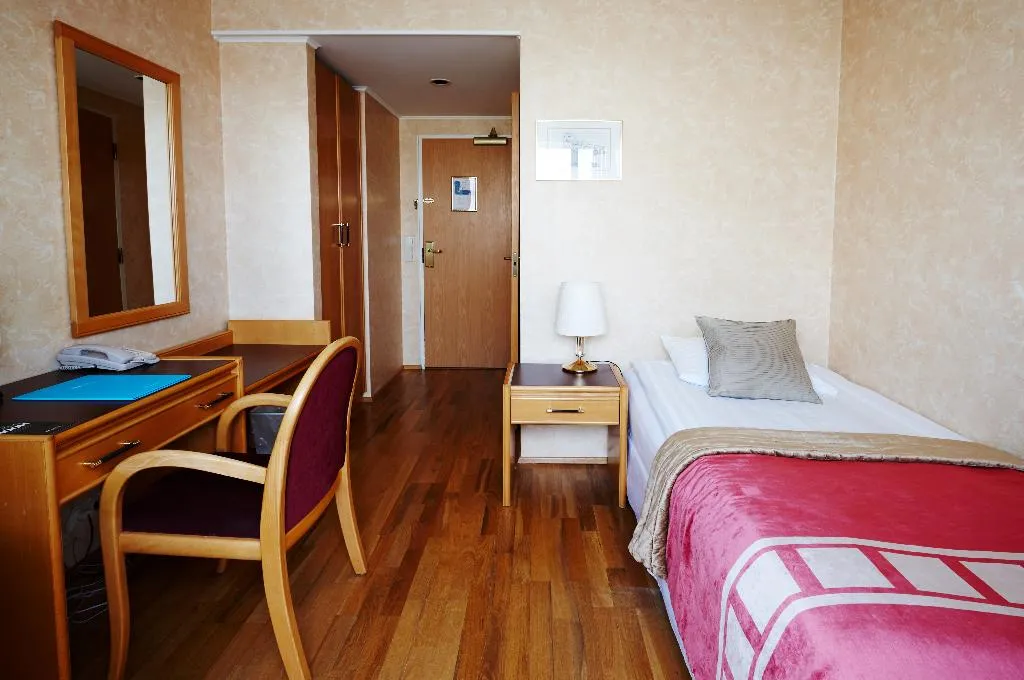 SINGLE STANDARD Room, Fosshotel Raudara, Reykjavik