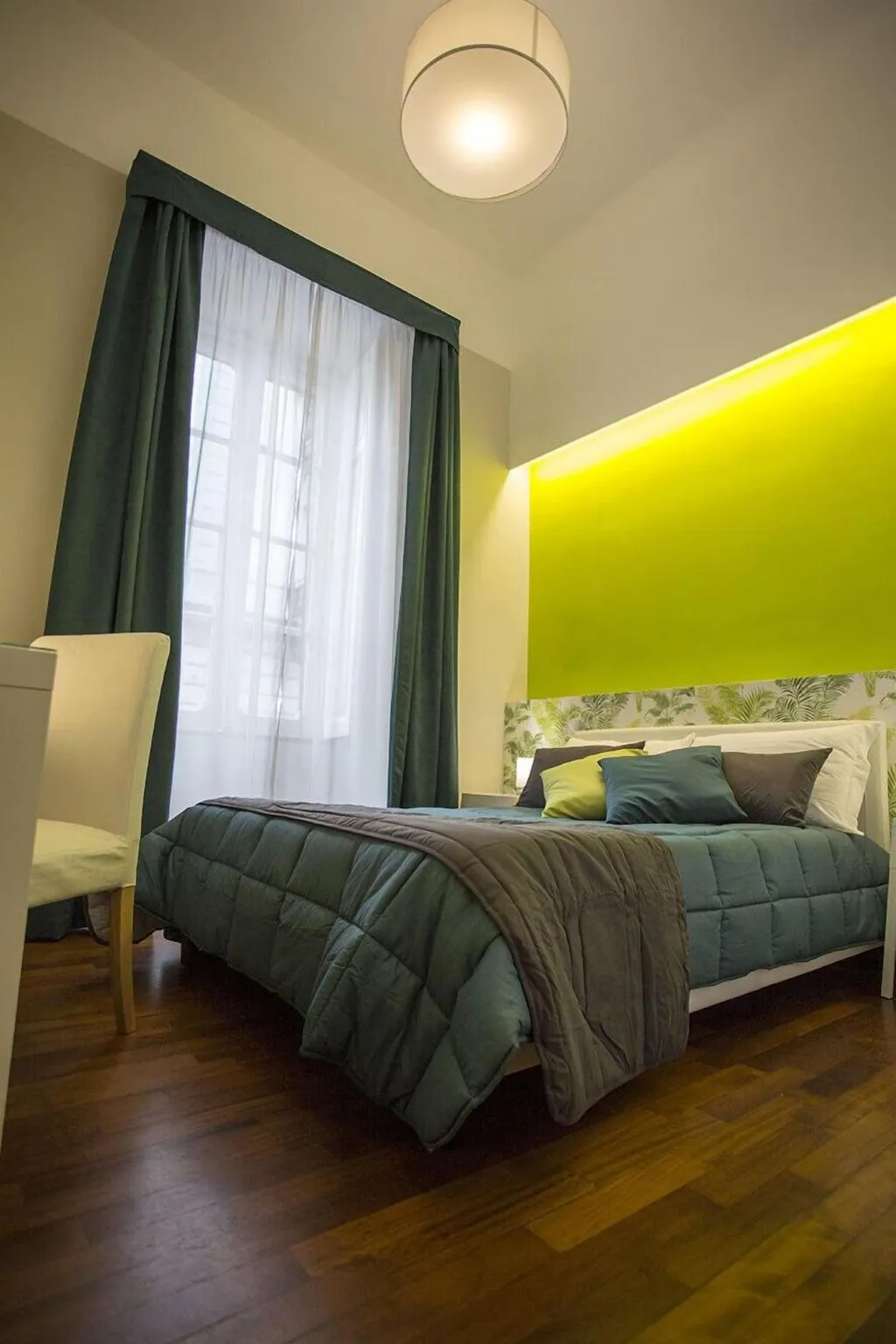 Room, B&B Rettifilo, Naples
