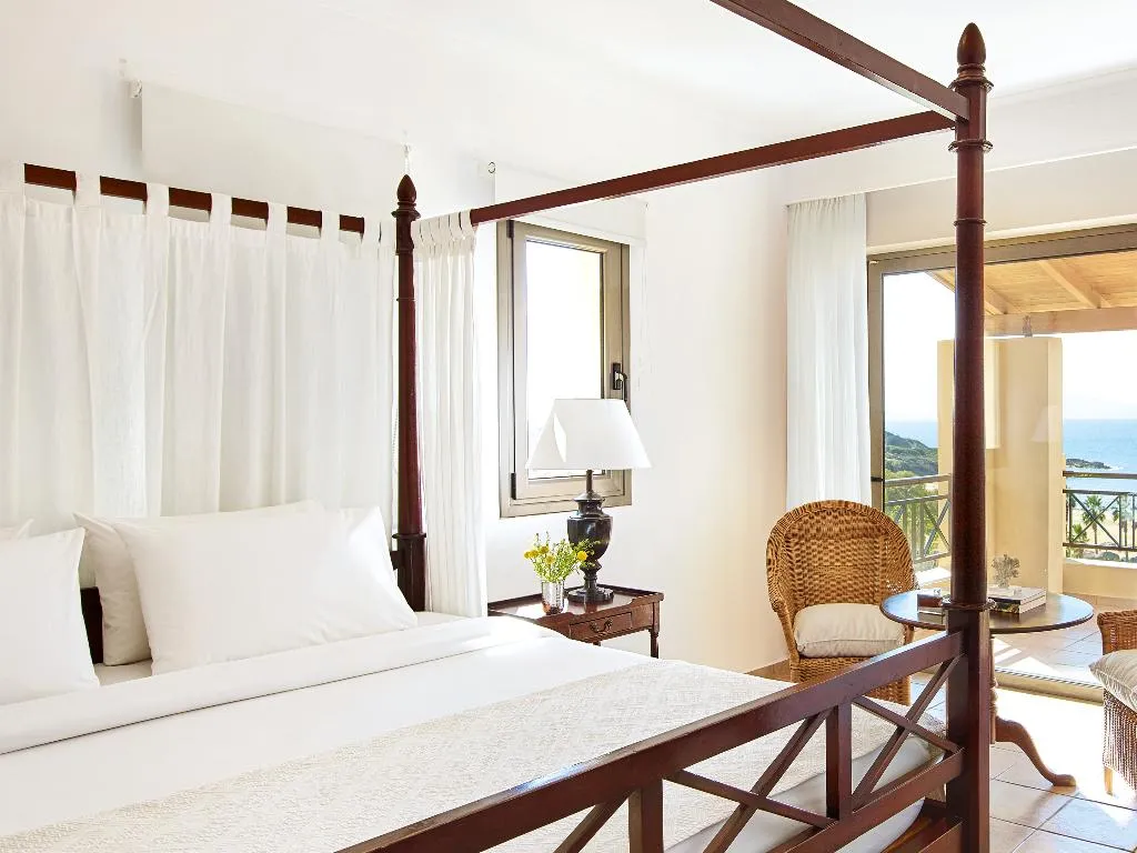 FAMILY ROOM SEA VIEW Room, Grecotel LUXME Oasis, Athens