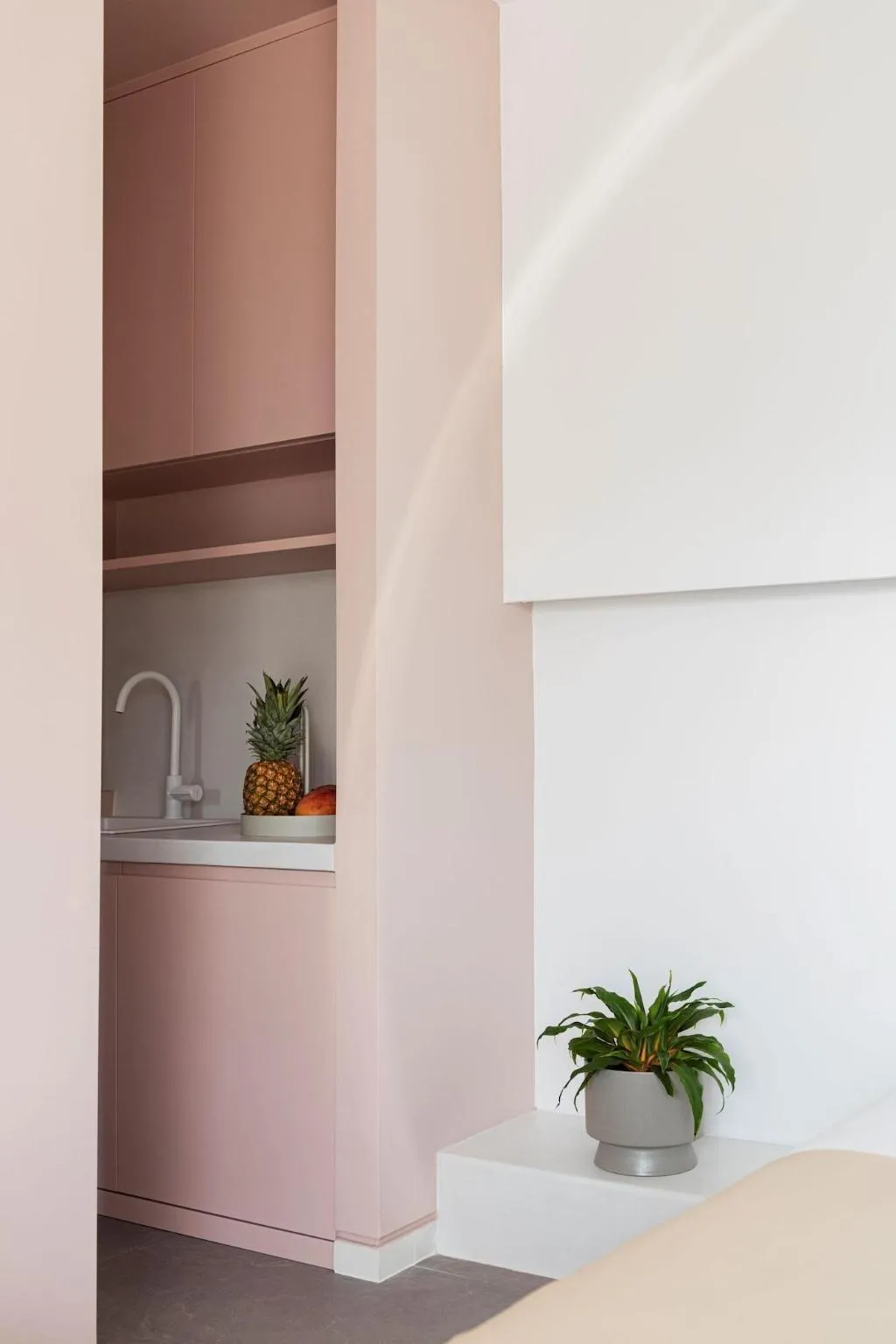 Room, Neo Luxury Suites, Santorini