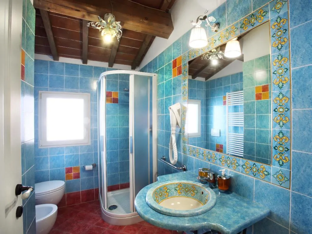 Room, Villa Lucrezia Firenze, Florence