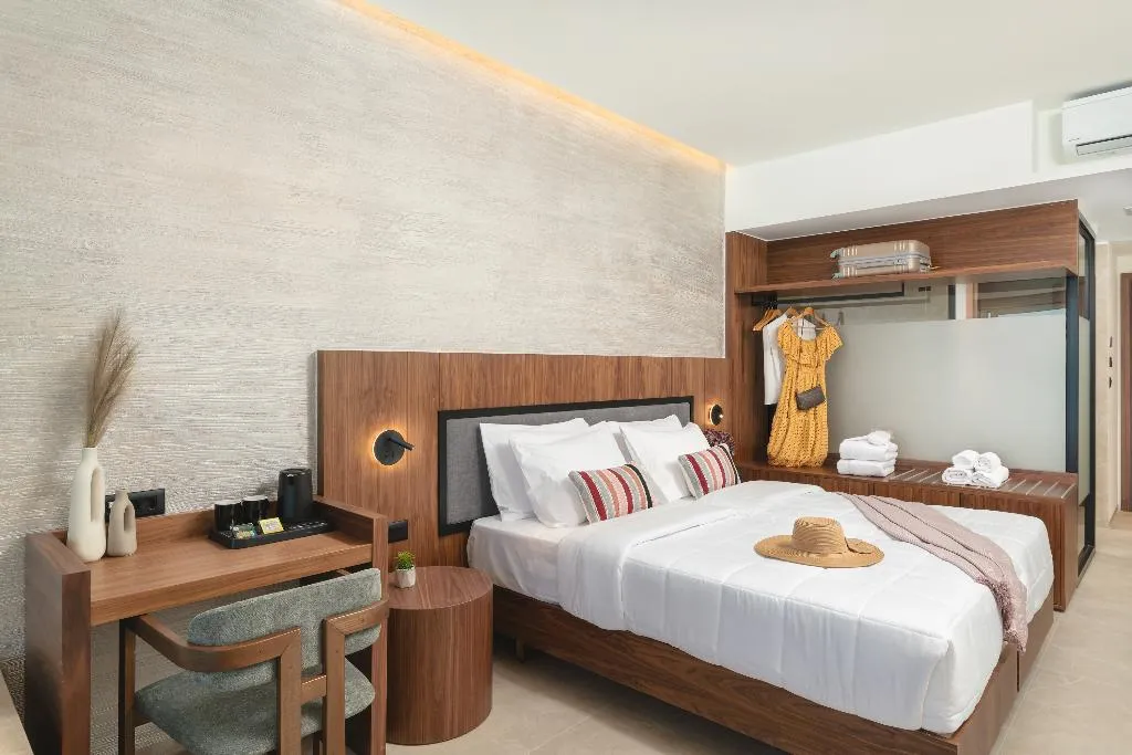JUNIOR SUITE STANDARD Room, Elia Sea Suites, Crete