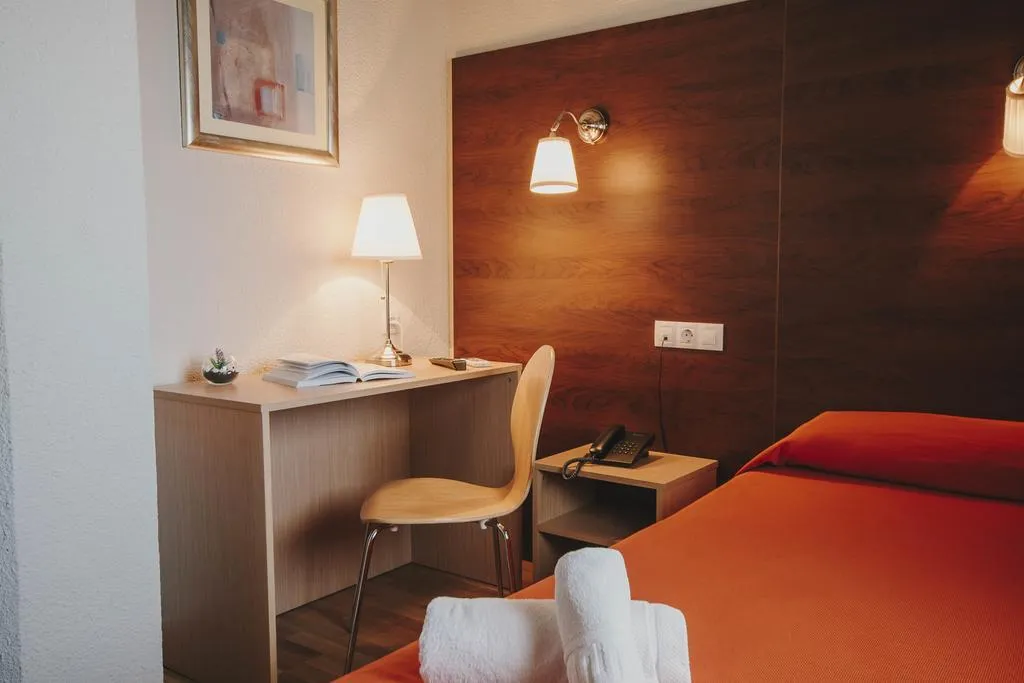 SINGLE STANDARD Room, Hotel Embajador, Costa Almeria