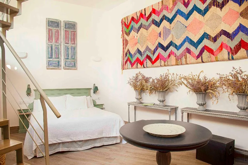 APARTMENT DUPLEX Room, Overland Suites Catedral Luxury Apartments, Seville