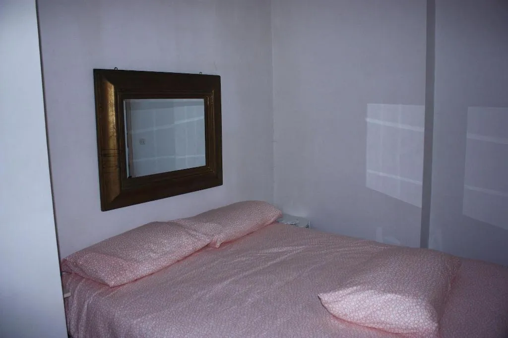 Room, b&b la marchesa, Naples