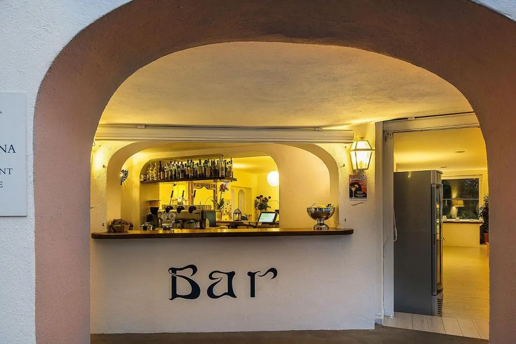 Bar, Apollon Club, Naples