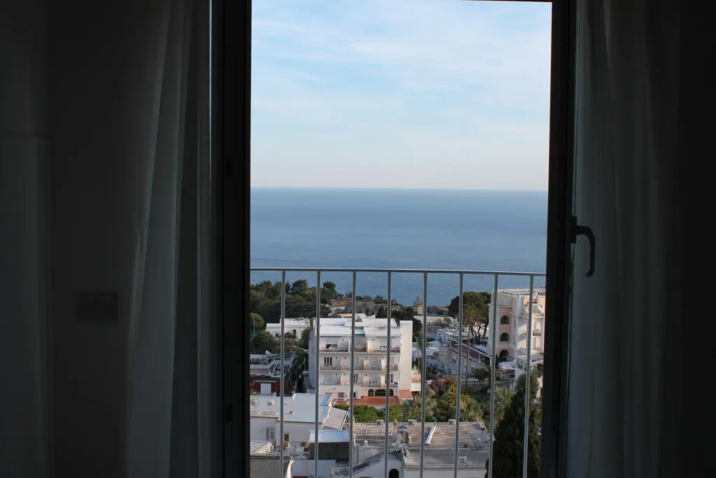 General view, Esperia, Naples
