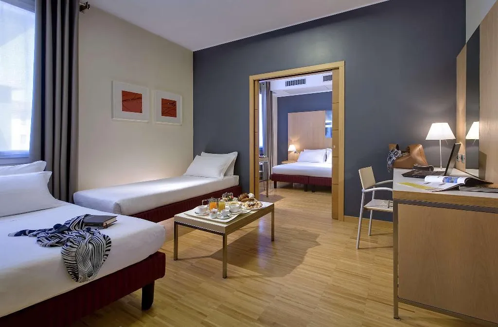 QUADRUPLE TWO BEDS Room, Best Western Plus Hotel Bologna, Venice