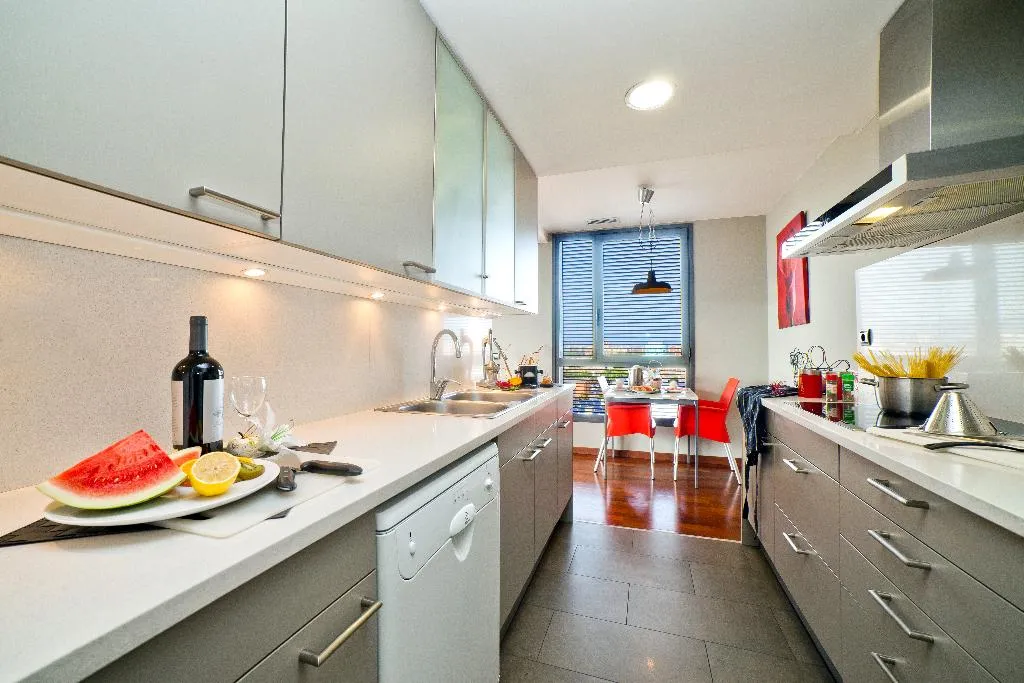 APARTMENT CAPACITY 8 Room, Victoria Diagonal Mar, Barcelona