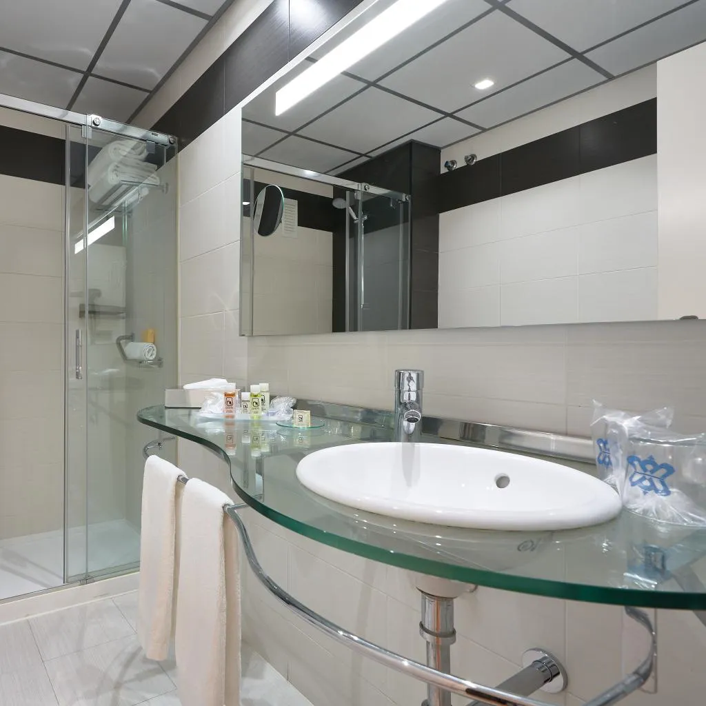 DOUBLE SINGLE USE STANDARD Room, Monte Triana, Seville