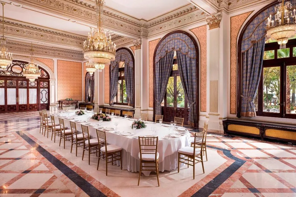 Conferences, Alfonso XIII, Seville