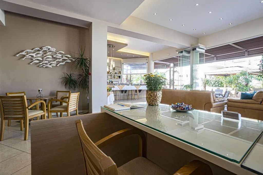 Lobby, Helios, Crete