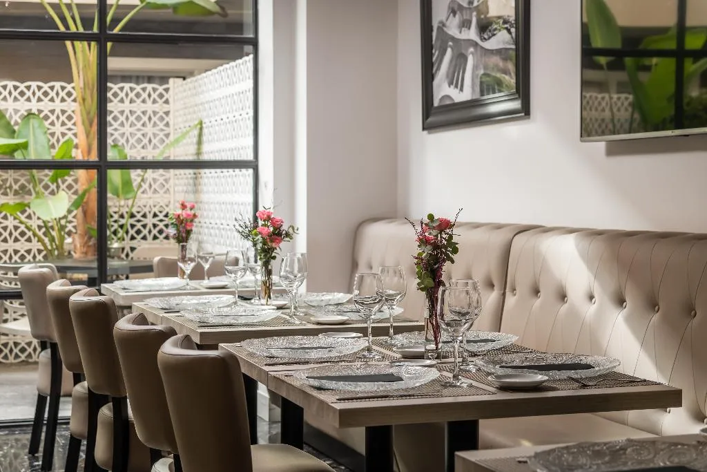 Restaurant, Arya Stadium Hotel, Barcelona