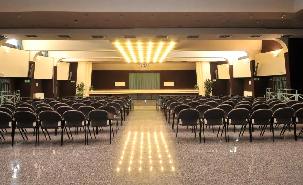 Conferences, Pietra Di Luna, Naples